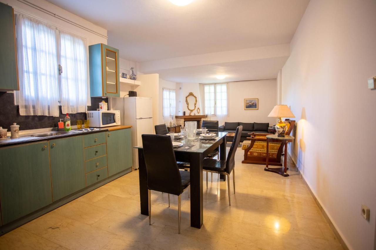 Traditional Villa Appartment With Garden, Also For Gatherings ,15 Minutes From Thessaloniki Airport Exterior photo